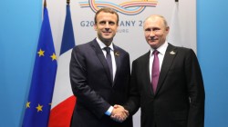 Макрон заявил о важности диалога с Россией по Украине Макрон заявил о важности диалога с Россией по Украине