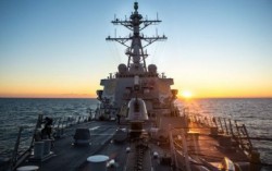 Американский эсминец идет к Черному морю Американский эсминец идет к Черному морю