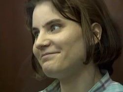Участнице Pussy Riot дали условный срок Участнице Pussy Riot дали условный срок