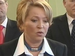 Матвиенко заменит Миронова Матвиенко заменит Миронова