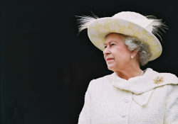 Елизавета II отмечает 65-летие правления Елизавета II отмечает 65-летие правления