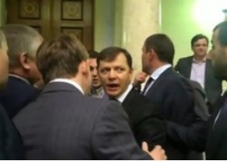 Ляшко устроил драку в Раде Ляшко устроил драку в Раде