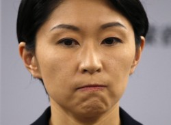 Министр экономики Японии ушла в отставку