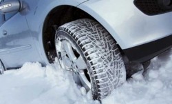 Автовладельцев научат менять резину Автовладельцев научат менять резину