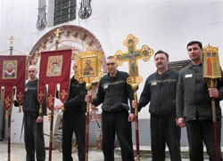 Заключенные получат духовную поддержку Заключенные получат духовную поддержку