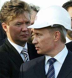 Путин может подменить Медведева в "Газпроме"