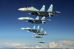 В Крыму подняли по тревоге истребители Су-27 В Крыму подняли по тревоге истребители Су-27