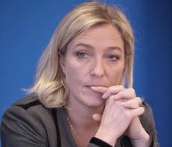 Марин Лё Пен лишили депутатской неприкосновенности Марин Лё Пен лишили депутатской неприкосновенности