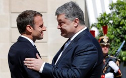 Киев раскрыл детали «формулы Макрона» Киев раскрыл детали «формулы Макрона»