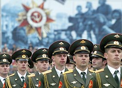 Армию начали переодевать Армию начали переодевать