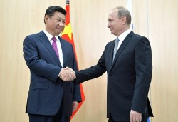 Путин встретился с Си Цзиньпином Путин встретился с Си Цзиньпином