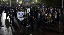 В Лондоне прошёл «Марш миллиона масок»