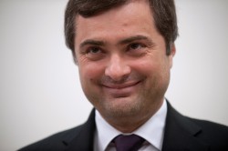 Сурков может вернуться в Кремль Сурков может вернуться в Кремль