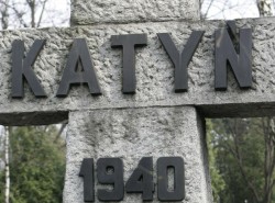 Расстрелянных в Катыни поляков могут реабилитировать