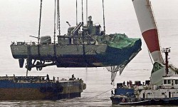 Сеул нашел виновных в гибели корвета "Чхонан" Сеул нашел виновных в гибели корвета "Чхонан"