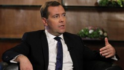 Медведев рассказал про отношения с США Медведев рассказал про отношения с США