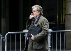Советник Трампа заявил об «экономической войне» США и Китая Советник Трампа заявил об «экономической войне» США и Китая