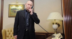 Обама «пугает» Путина по телефону Обама «пугает» Путина по телефону