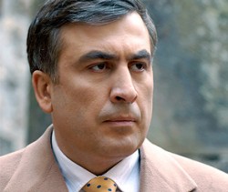 Саакашвили сравнил Россию с рептилией