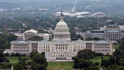 Сенат США одобрил новые санкции в отношении России Сенат США одобрил новые санкции в отношении России