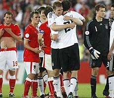 Германия вышла в 1/4 финала Евро-2008