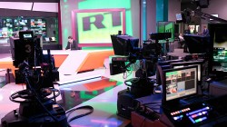 Телеканал RT America лишили аккредитации в Конгрессе Телеканал RT America лишили аккредитации в Конгрессе