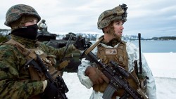Около 300 морпехов США высадились в Норвегии Около 300 морпехов США высадились в Норвегии