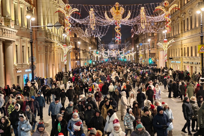 Мир тонет в туристах