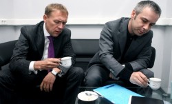 Британский суд назвал отравителей Литвиненко Британский суд назвал отравителей Литвиненко