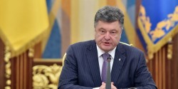 Порошенко призвал весь мир объединиться против России Порошенко призвал весь мир объединиться против России