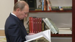 Владимир Путин: падение интереса к книге - общая тревога Владимир Путин: падение интереса к книге - общая тревога
