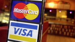 Visa и MasterCard получили поблажки Visa и MasterCard получили поблажки