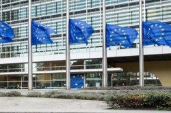 ЕС может смягчить санкции против России ЕС может смягчить санкции против России