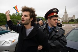 В Москве запретили гей-парады на 100 лет вперед В Москве запретили гей-парады на 100 лет вперед