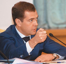 Медведев следит за ситуацией в Южной Осетии