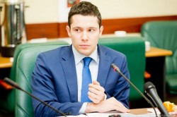 Путин назначил самого молодого врио губернатора Путин назначил самого молодого врио губернатора