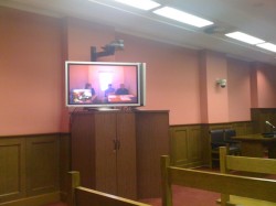 Допросы в суде будут вести по видеосвязи