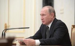 Владимир Путин: необходимо превентивно реагировать на внешние угрозы экономике Владимир Путин: необходимо превентивно реагировать на внешние угрозы экономике