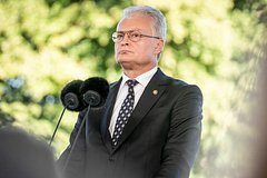 Президента Литвы обвинили в «сексизме» Президента Литвы обвинили в «сексизме»