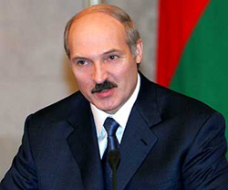 Лукашенко поблагодарил Россию за помощь Лукашенко поблагодарил Россию за помощь