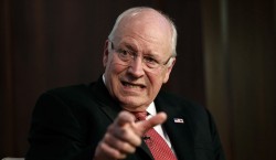 Чейни обвинил Россию в «акте войны» против США Чейни обвинил Россию в «акте войны» против США