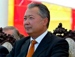 Бакиев не собирается бежать за границу Бакиев не собирается бежать за границу