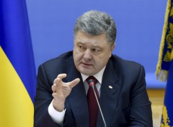Порошенко заявил о длительной «военной угрозе с востока» Порошенко заявил о длительной «военной угрозе с востока»