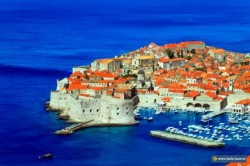 Хорватия объявила о сезонной отмене виз