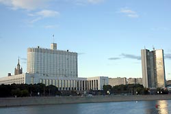 Правительство не отдаст свои полномочия министерствам Правительство не отдаст свои полномочия министерствам