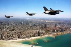СМИ обвинили Россию в обстрелах израильских самолетов