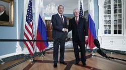 Лавров и Тиллерсон обсудили Сирию по телефону Лавров и Тиллерсон обсудили Сирию по телефону