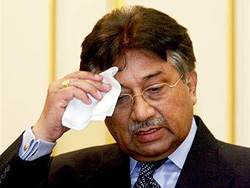 Парламент Пакистана принял отставку Мушаррафа