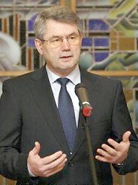Глава парламента Литвы ушел в отставку из-за денег Глава парламента Литвы ушел в отставку из-за денег