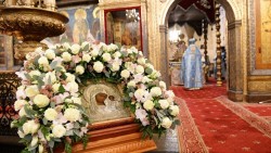 Православные отмечают День Казанской иконы Божией Матери Православные отмечают День Казанской иконы Божией Матери